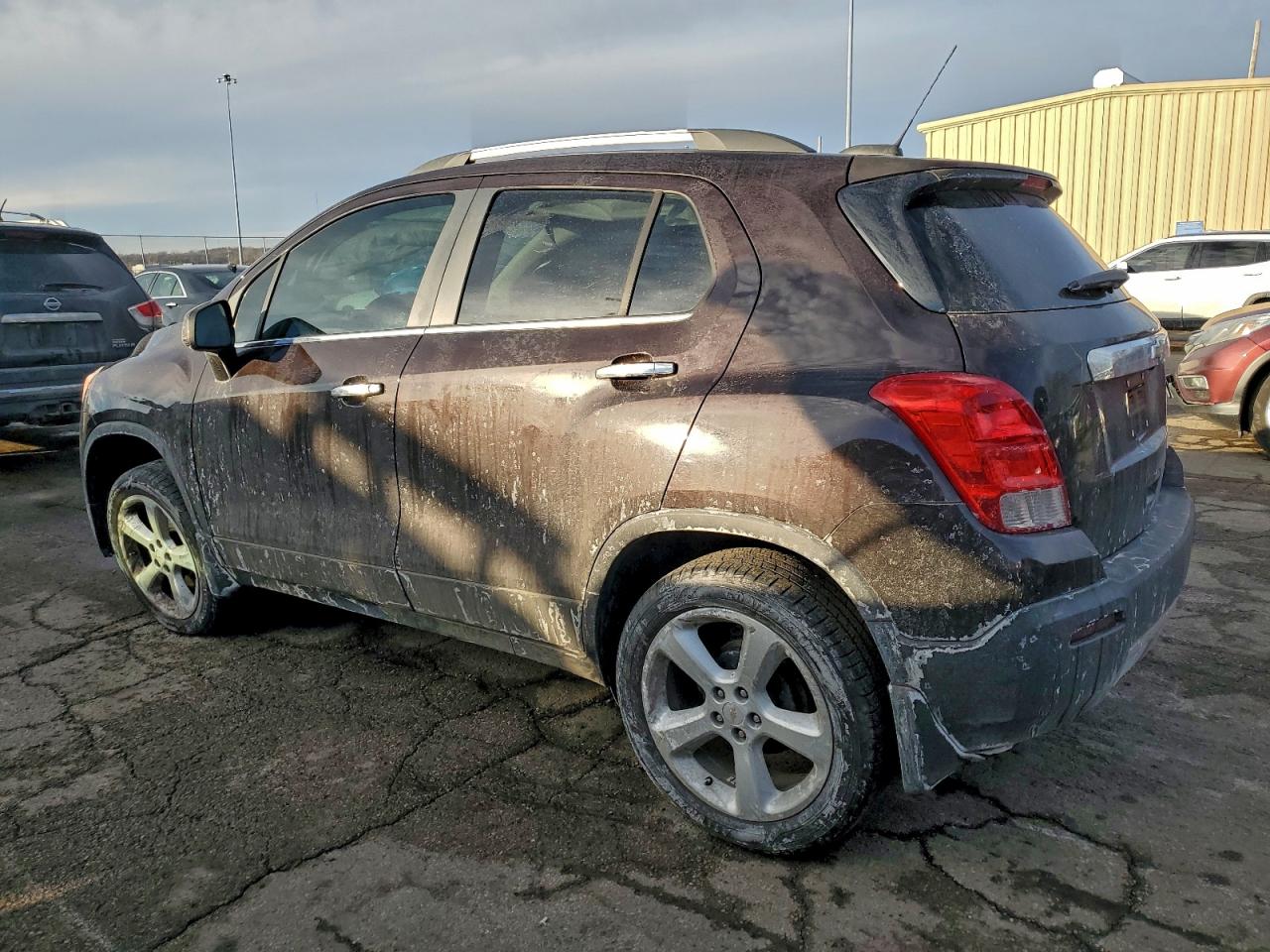 2015 CHEVROLET TRAX LTZ photo 2
