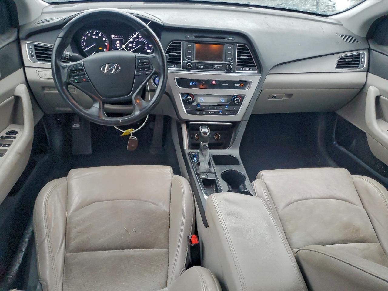2015 HYUNDAI SONATA SPORT photo 8
