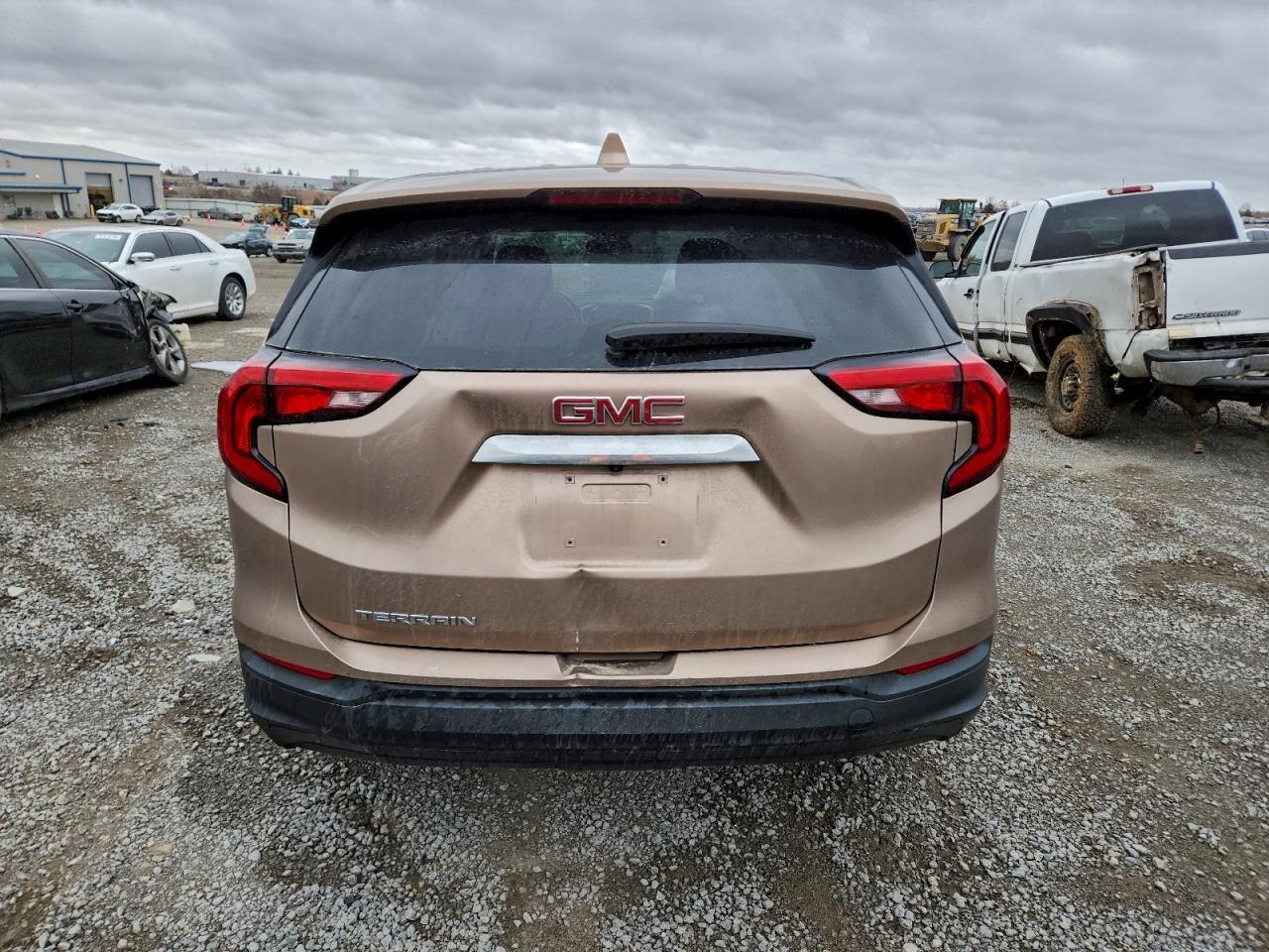 2019 GMC TERRAIN SLE photo 6