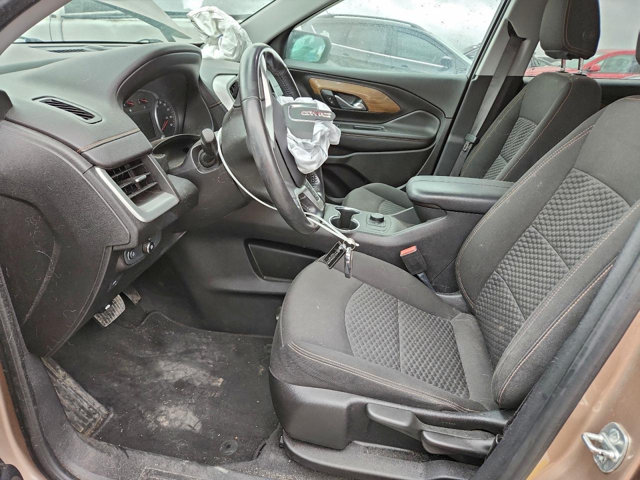 2019 GMC TERRAIN SLE photo 7