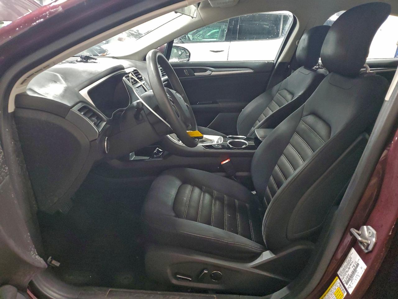 2013 FORD FUSION SE photo 7