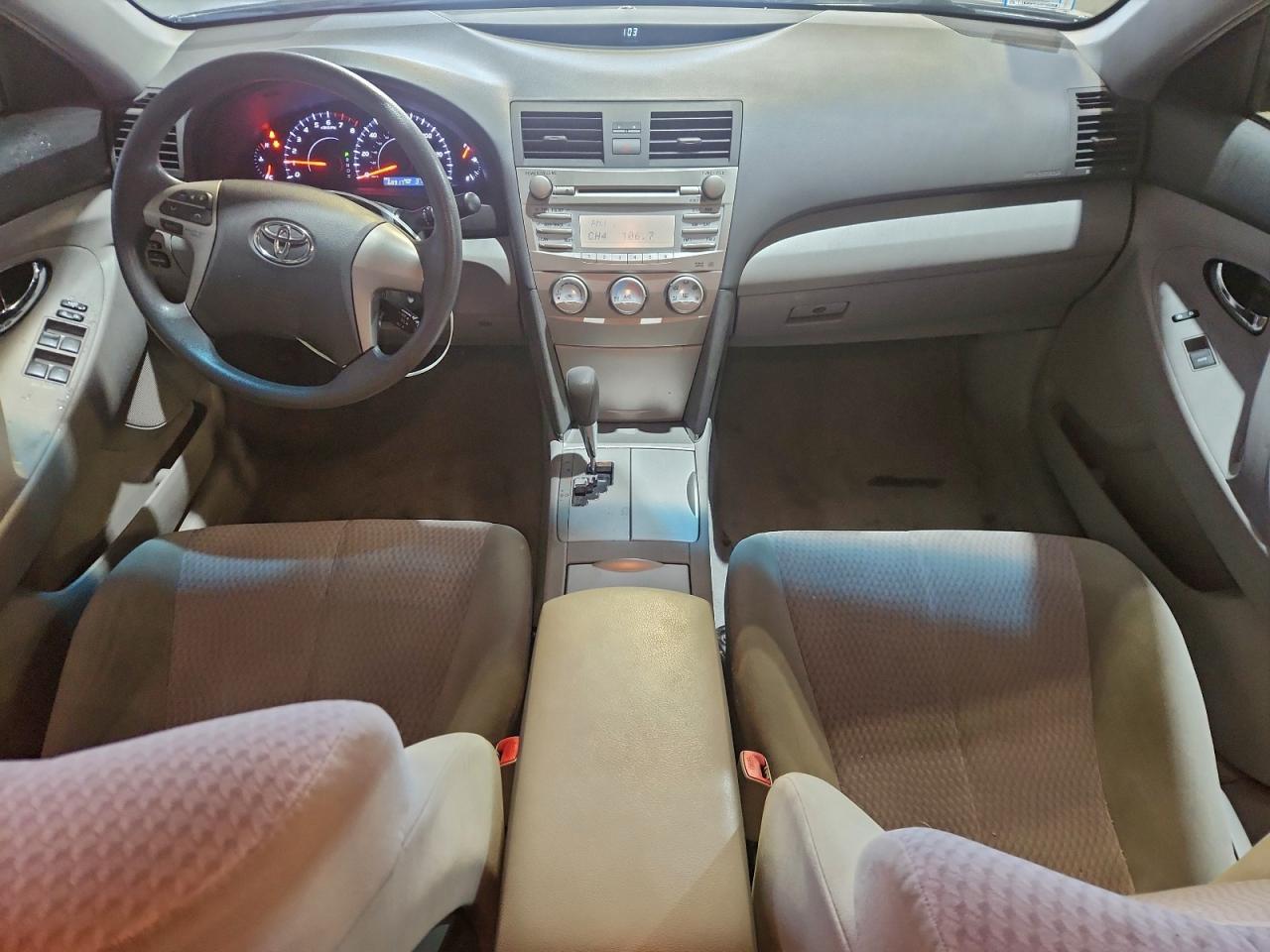 2010 TOYOTA CAMRY BASE photo 8