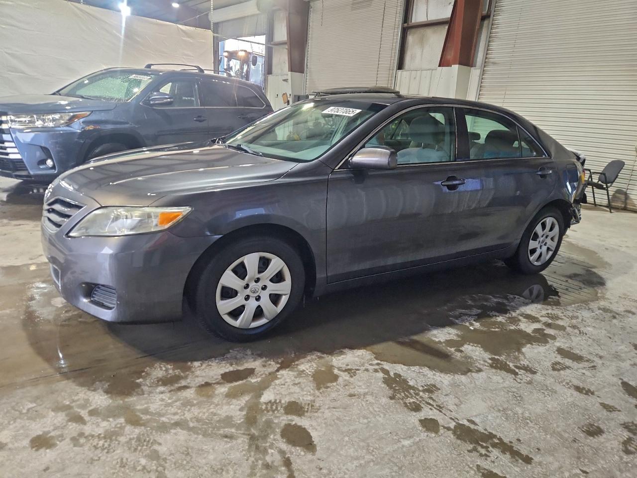 2010 TOYOTA CAMRY