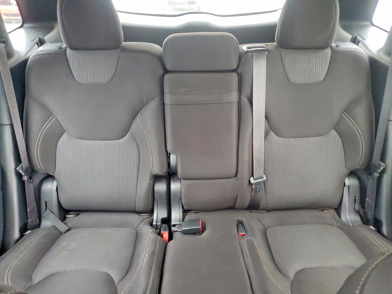 2015 JEEP CHEROKEE LATITUDE photo 10
