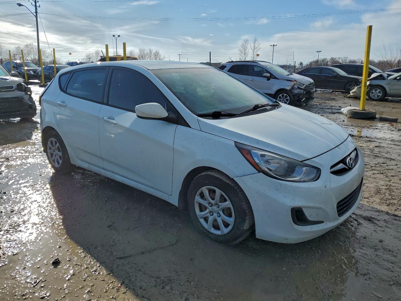 2012 HYUNDAI ACCENT GLS photo 4