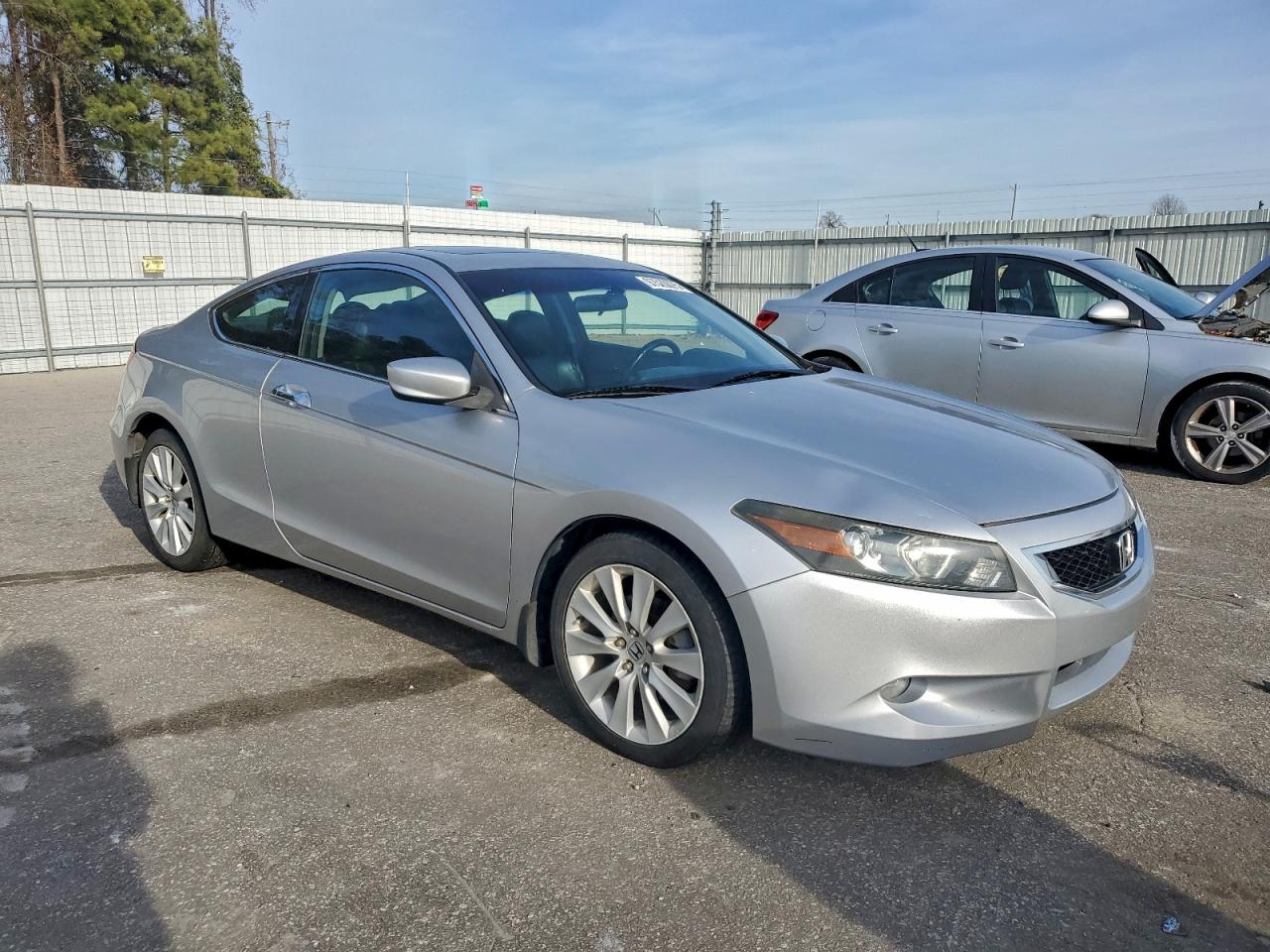 2010 HONDA ACCORD EXL photo 4