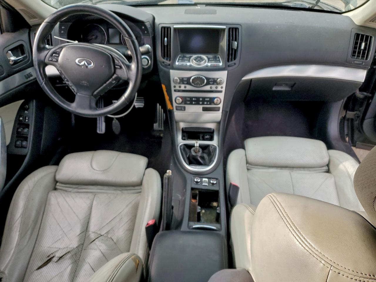 2009 INFINITI G37 BASE photo 15