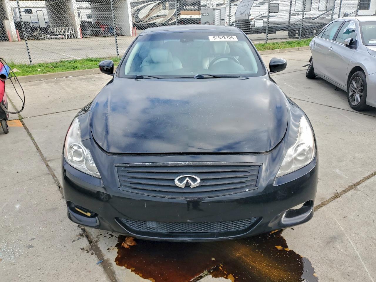 2009 INFINITI G37 BASE photo 9