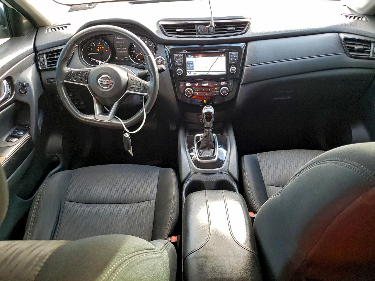 2017 NISSAN ROGUE S photo 8