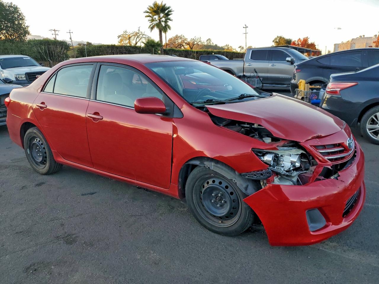 2013 TOYOTA COROLLA BASE photo 4