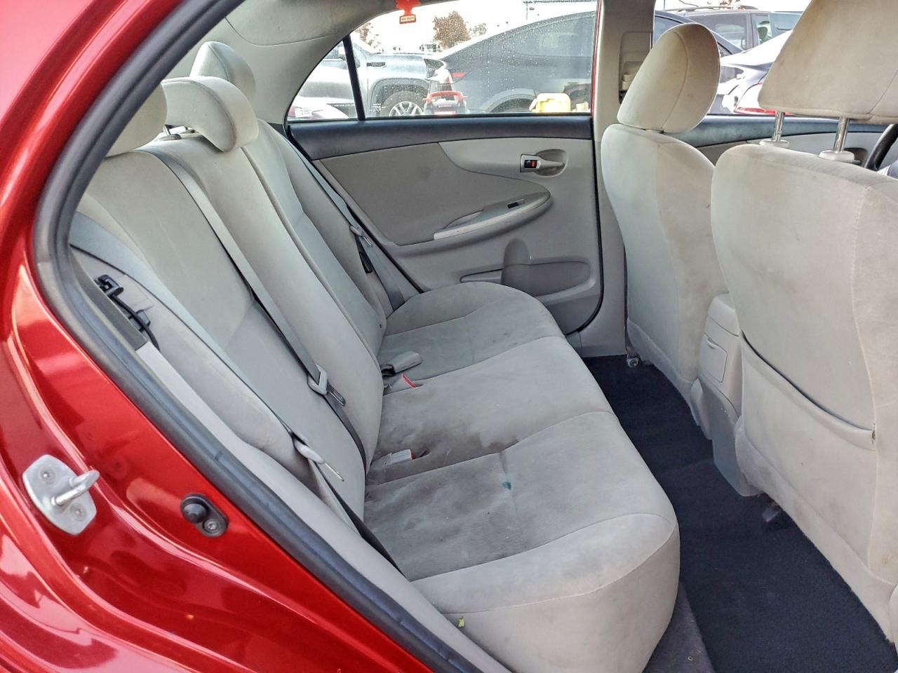 2013 TOYOTA COROLLA BASE photo 10