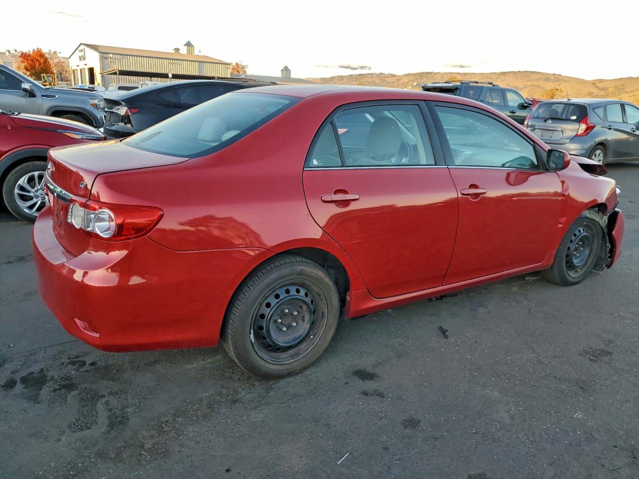 2013 TOYOTA COROLLA BASE photo 3