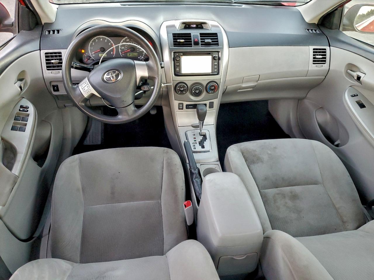 2013 TOYOTA COROLLA BASE photo 8