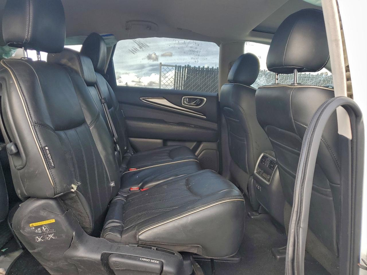 2020 INFINITI QX60 LUXE photo 31