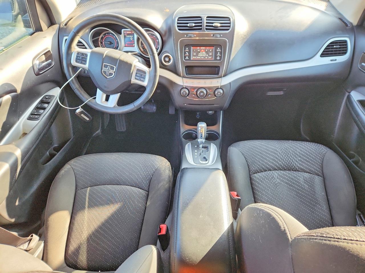 2018 DODGE JOURNEY SE photo 8
