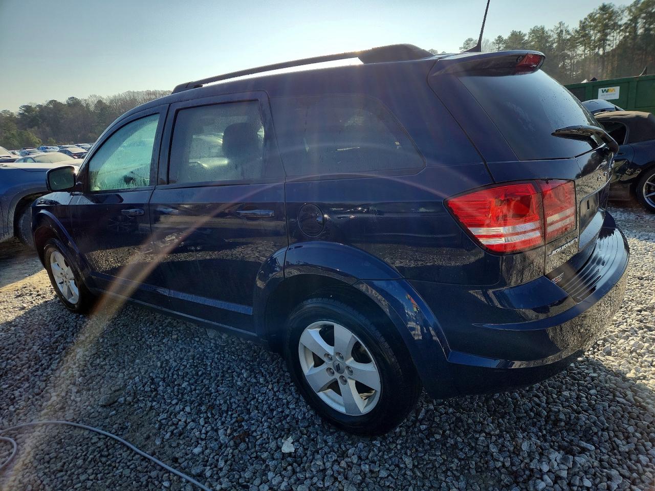 2018 DODGE JOURNEY SE photo 2