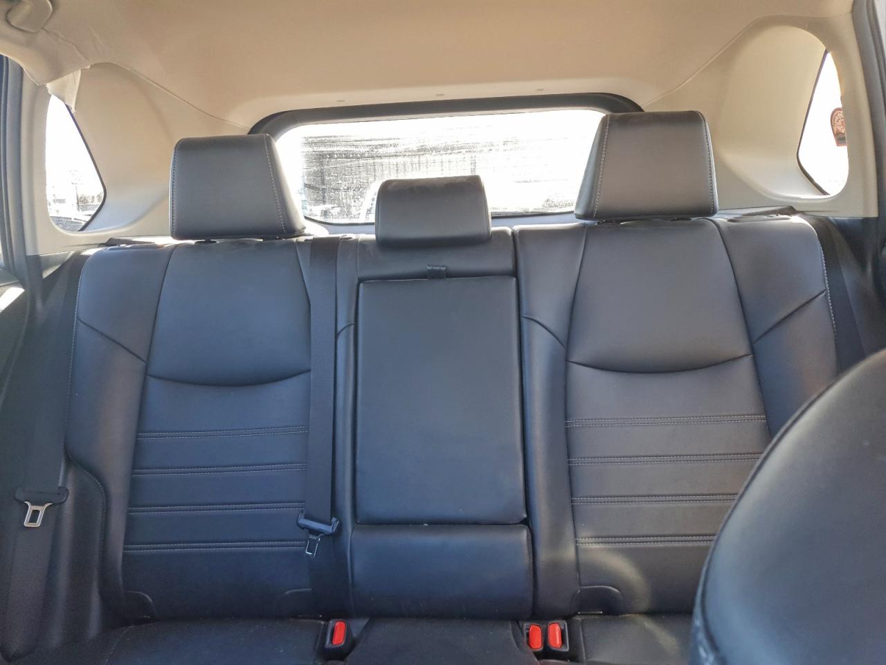 2019 TOYOTA RAV4 XLE PREMIUM photo 19