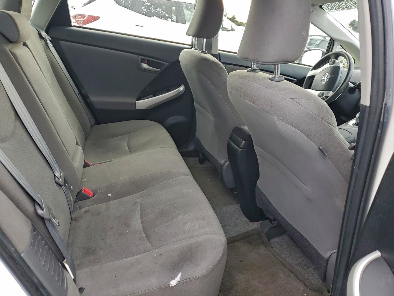 2014 TOYOTA PRIUS photo 10