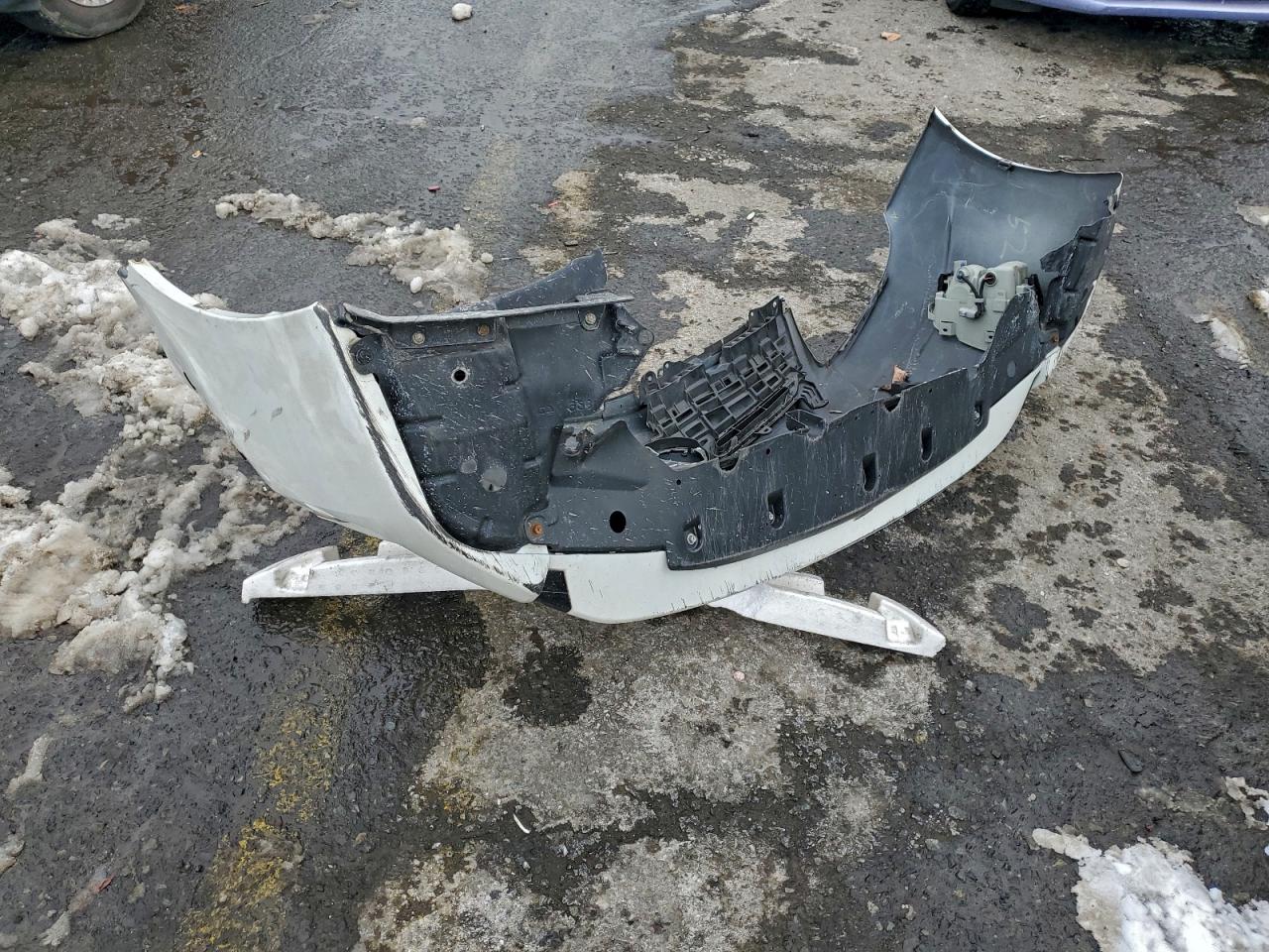 2014 TOYOTA PRIUS photo 12