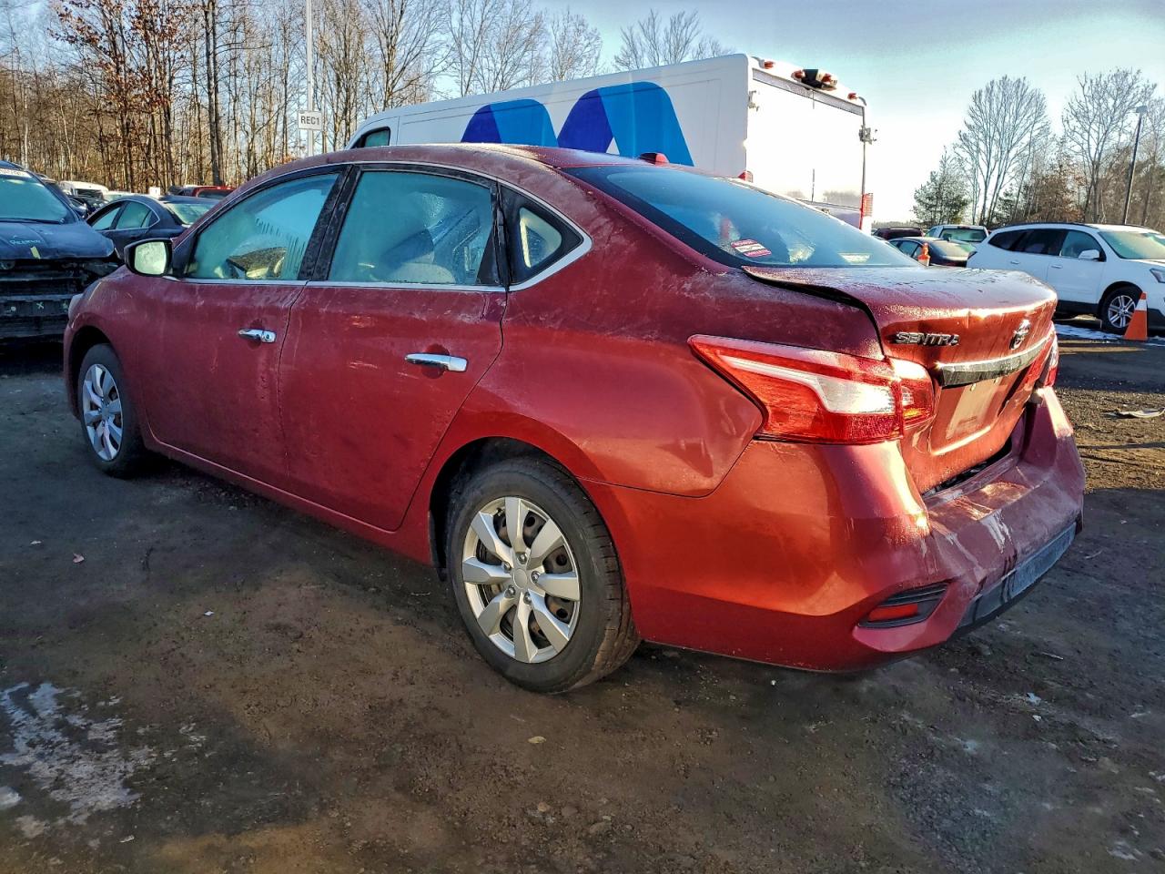 2016 NISSAN SENTRA S photo 4
