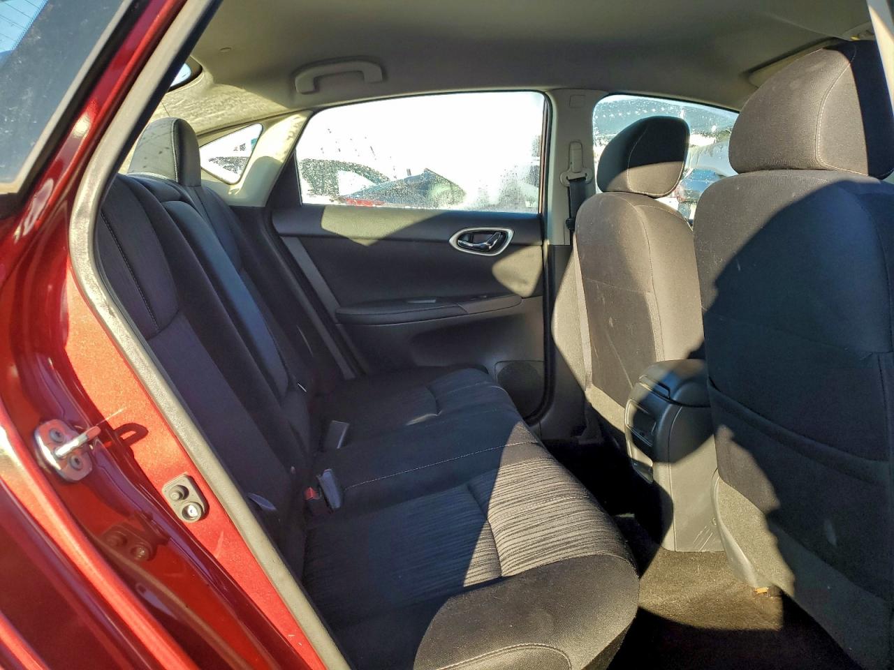 2016 NISSAN SENTRA S photo 28