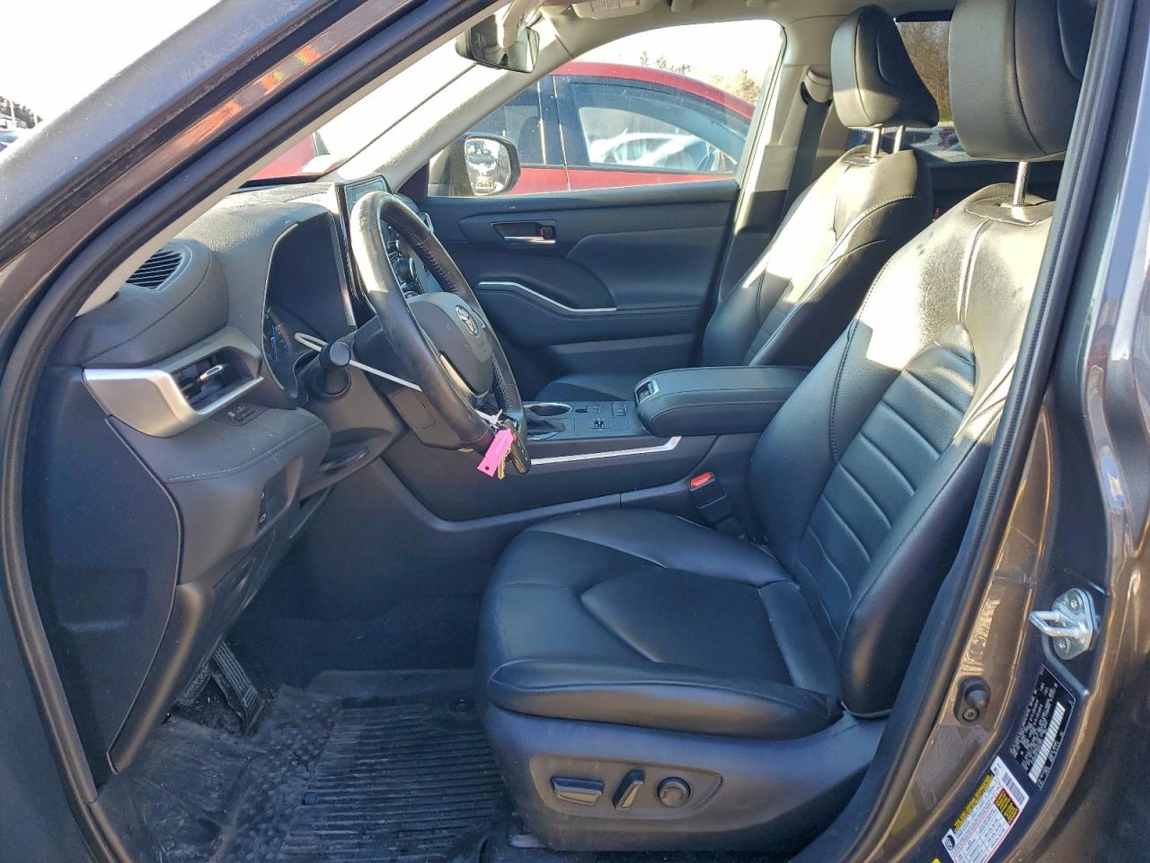 2021 TOYOTA HIGHLANDER HYBRID XLE photo 13