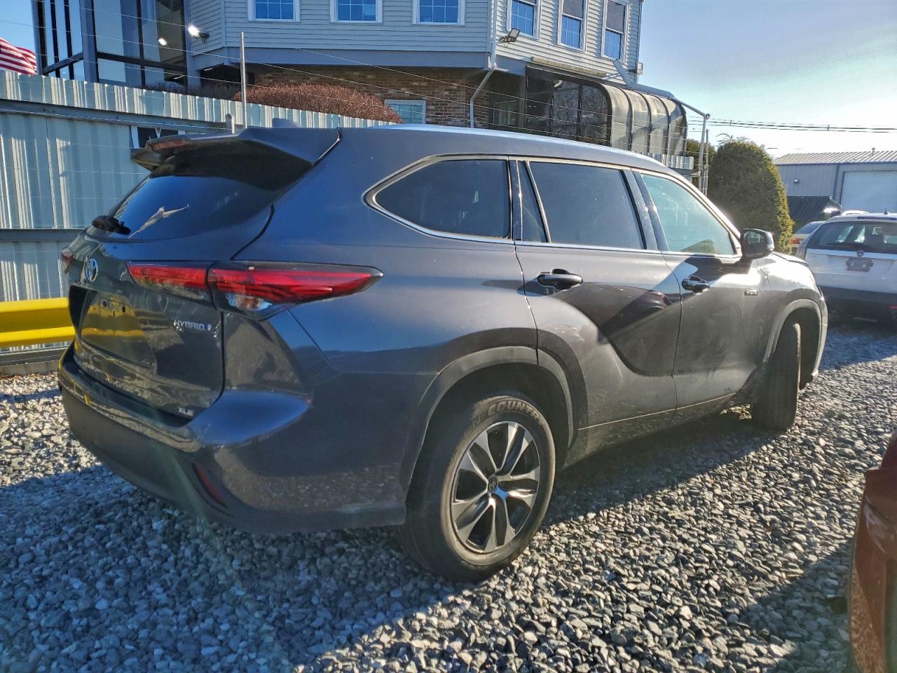 2021 TOYOTA HIGHLANDER HYBRID XLE photo 5