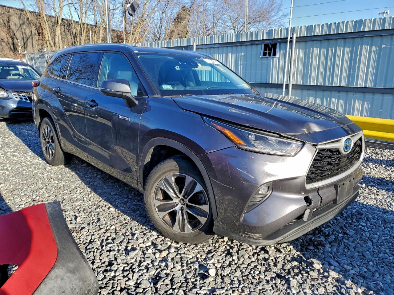 2021 TOYOTA HIGHLANDER HYBRID XLE photo 7