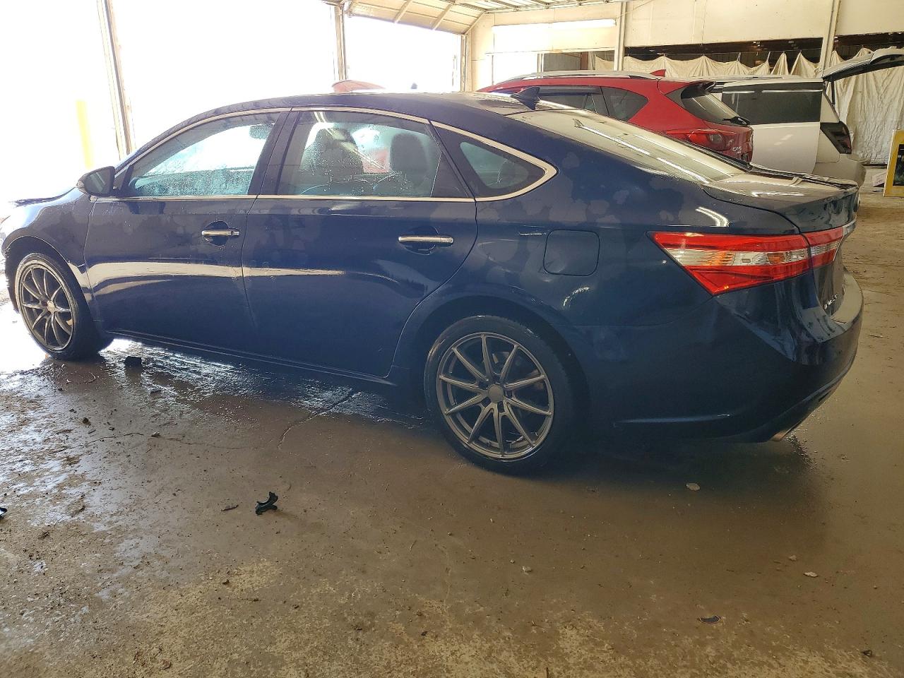 2013 TOYOTA AVALON BASE photo 3