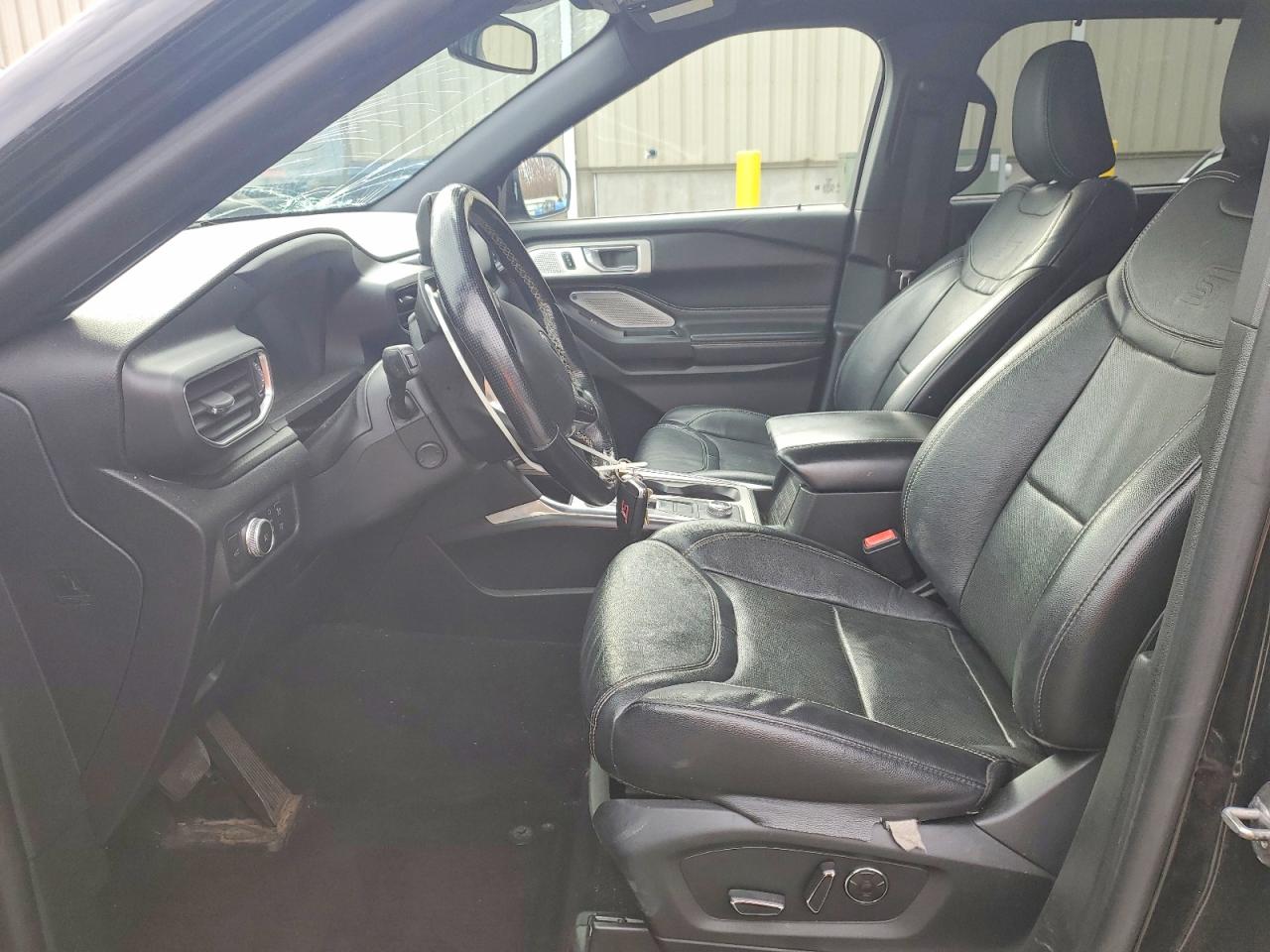 2020 FORD EXPLORER ST photo 25