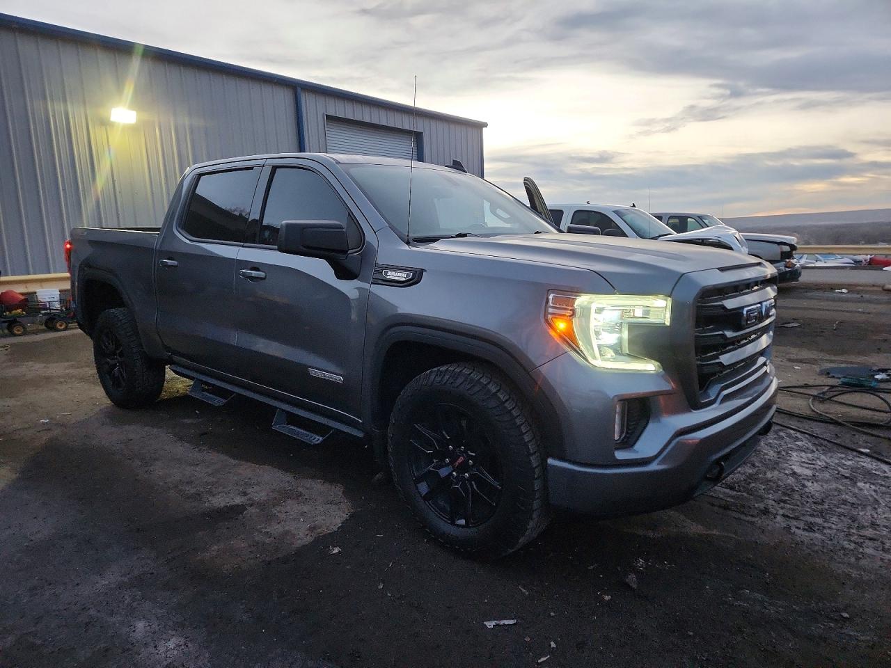 2021 GMC SIERRA K1500 ELEVATION photo 4