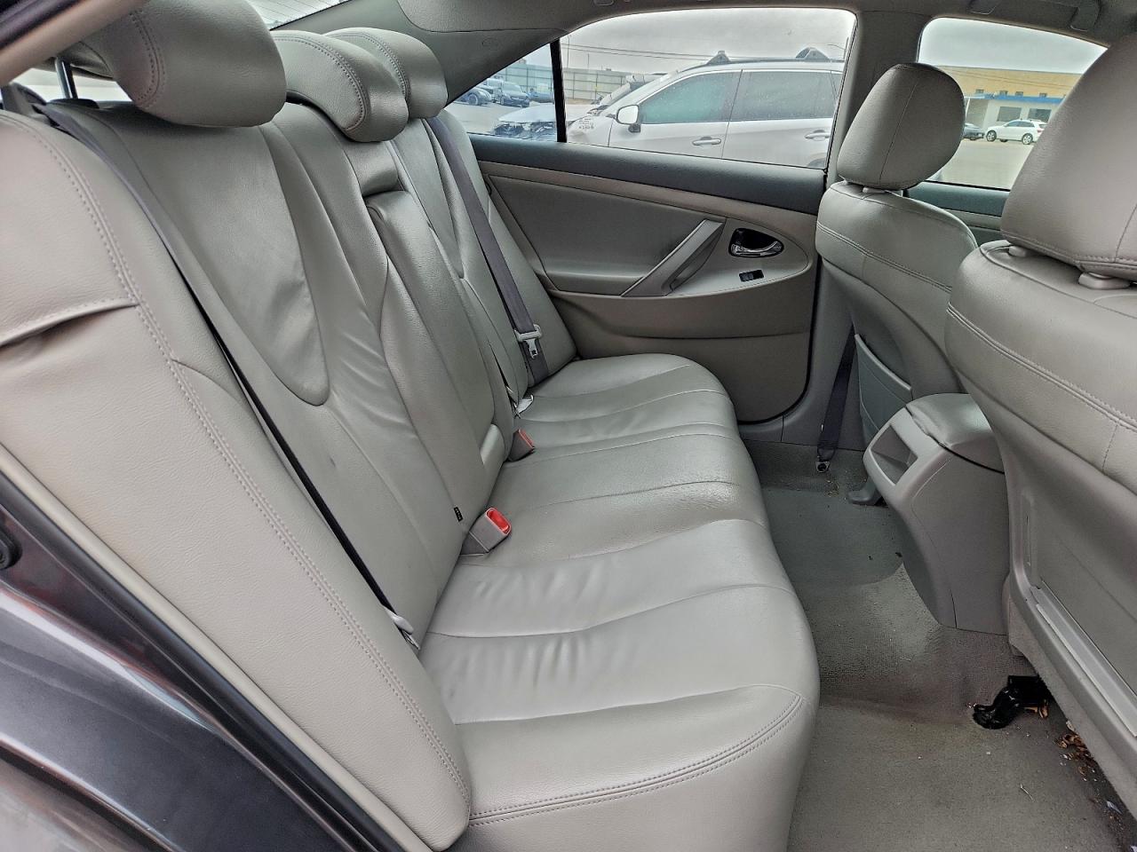 2009 TOYOTA CAMRY BASE photo 10