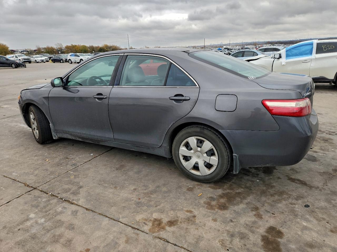 2009 TOYOTA CAMRY BASE photo 2
