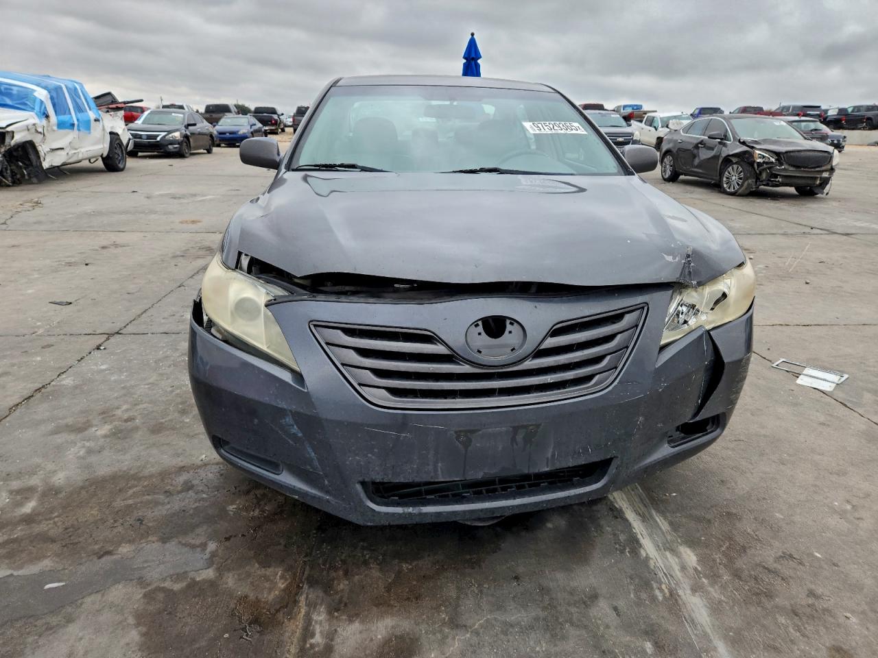 2009 TOYOTA CAMRY BASE photo 5