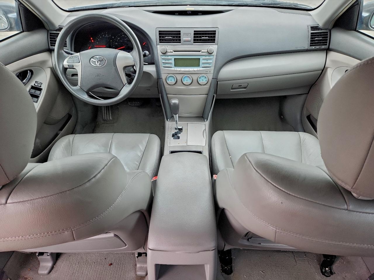 2009 TOYOTA CAMRY BASE photo 8