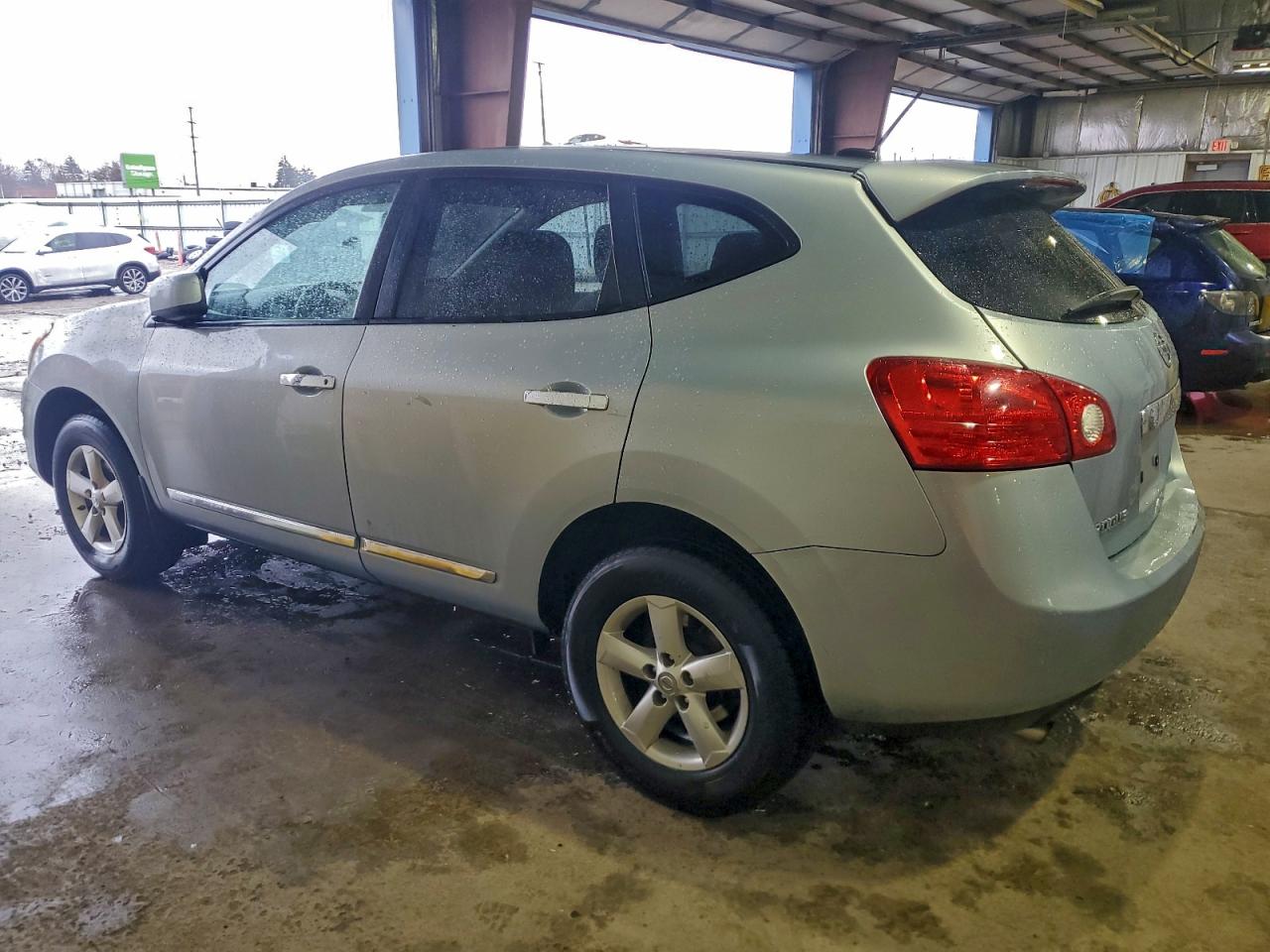2013 NISSAN ROGUE S photo 4