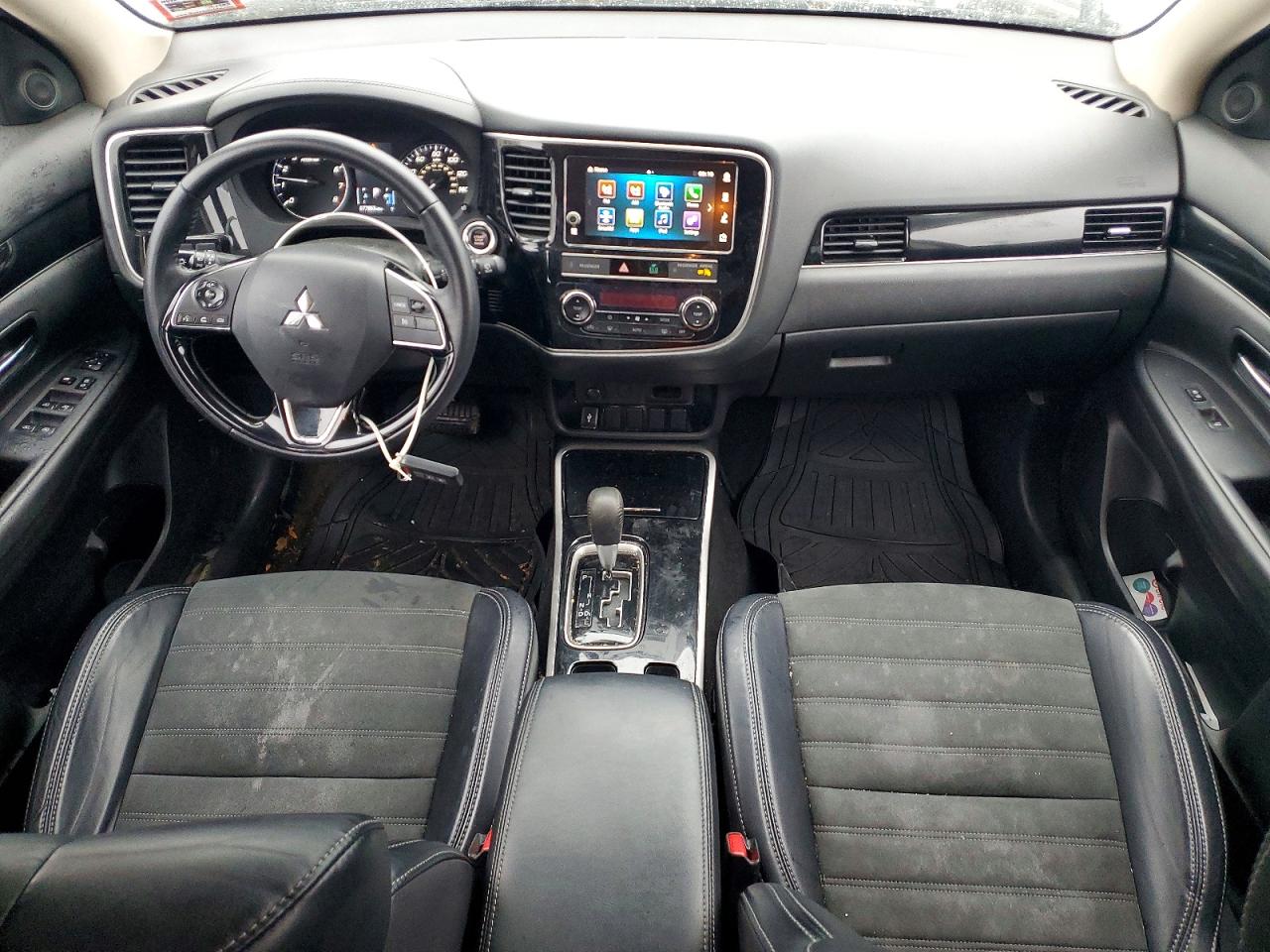 2019 MITSUBISHI OUTLANDER SE photo 8