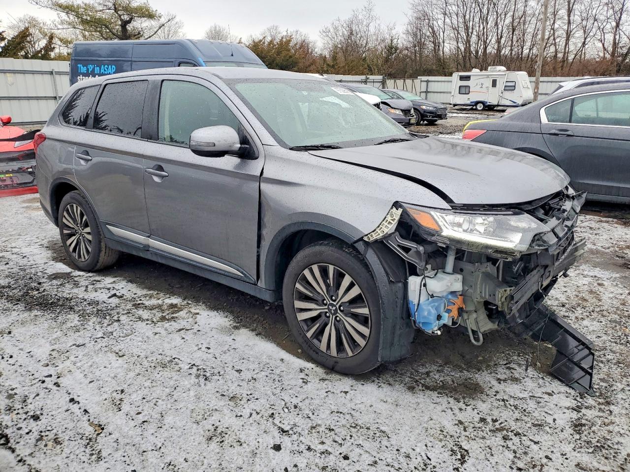 2019 MITSUBISHI OUTLANDER SE photo 4