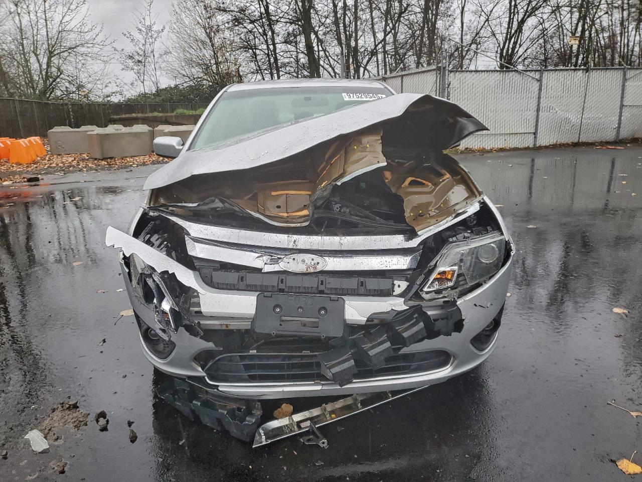 2012 FORD FUSION SE photo 5