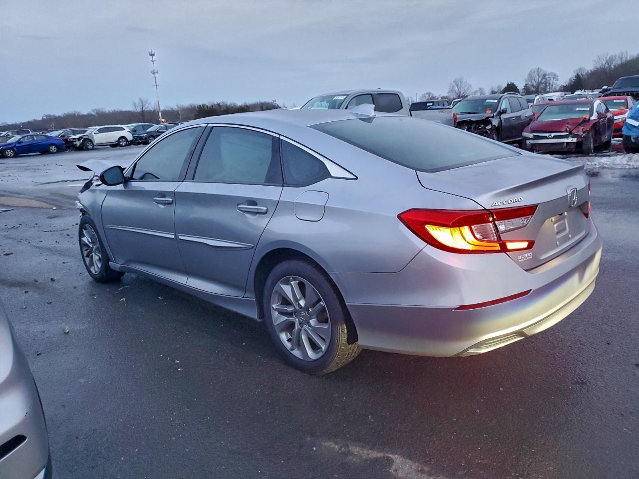 2020 HONDA ACCORD LX photo 3