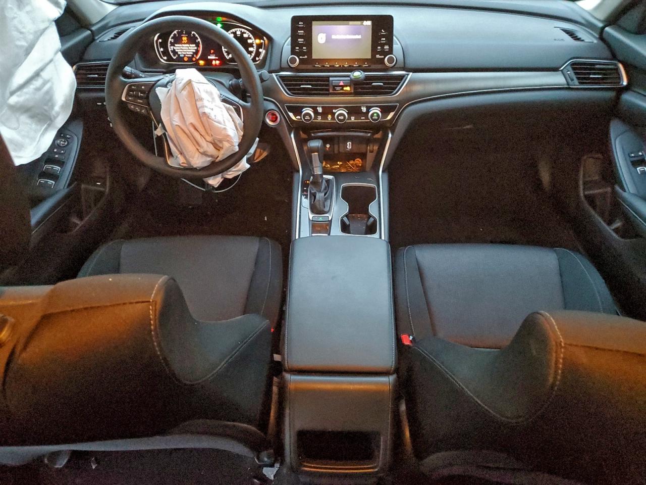 2020 HONDA ACCORD LX photo 15
