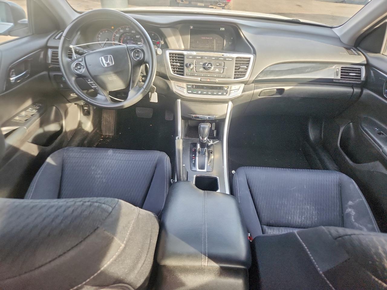 2015 HONDA ACCORD SPORT photo 15