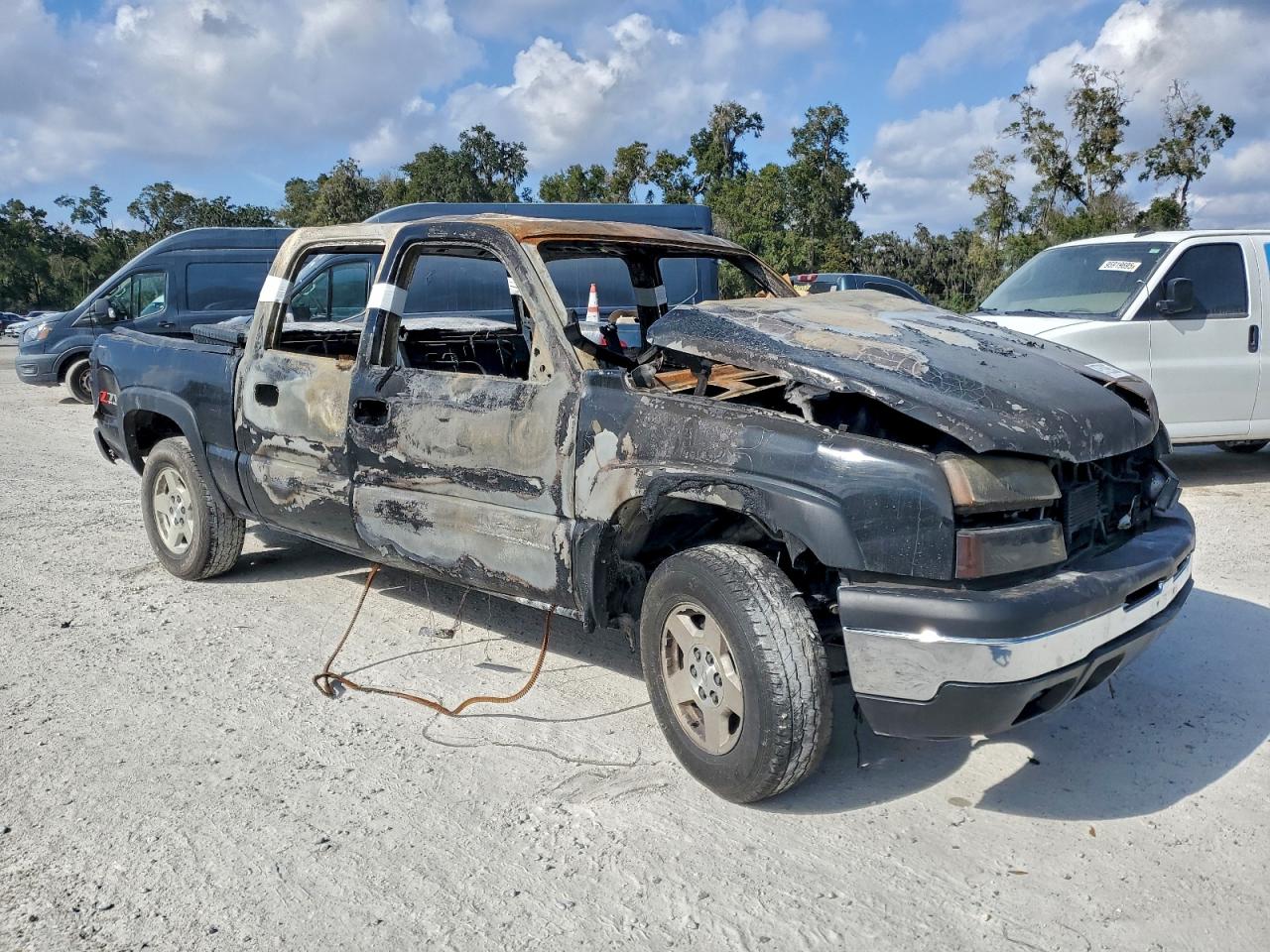 2006 CHEVROLET SILVERADO K1500 photo 4