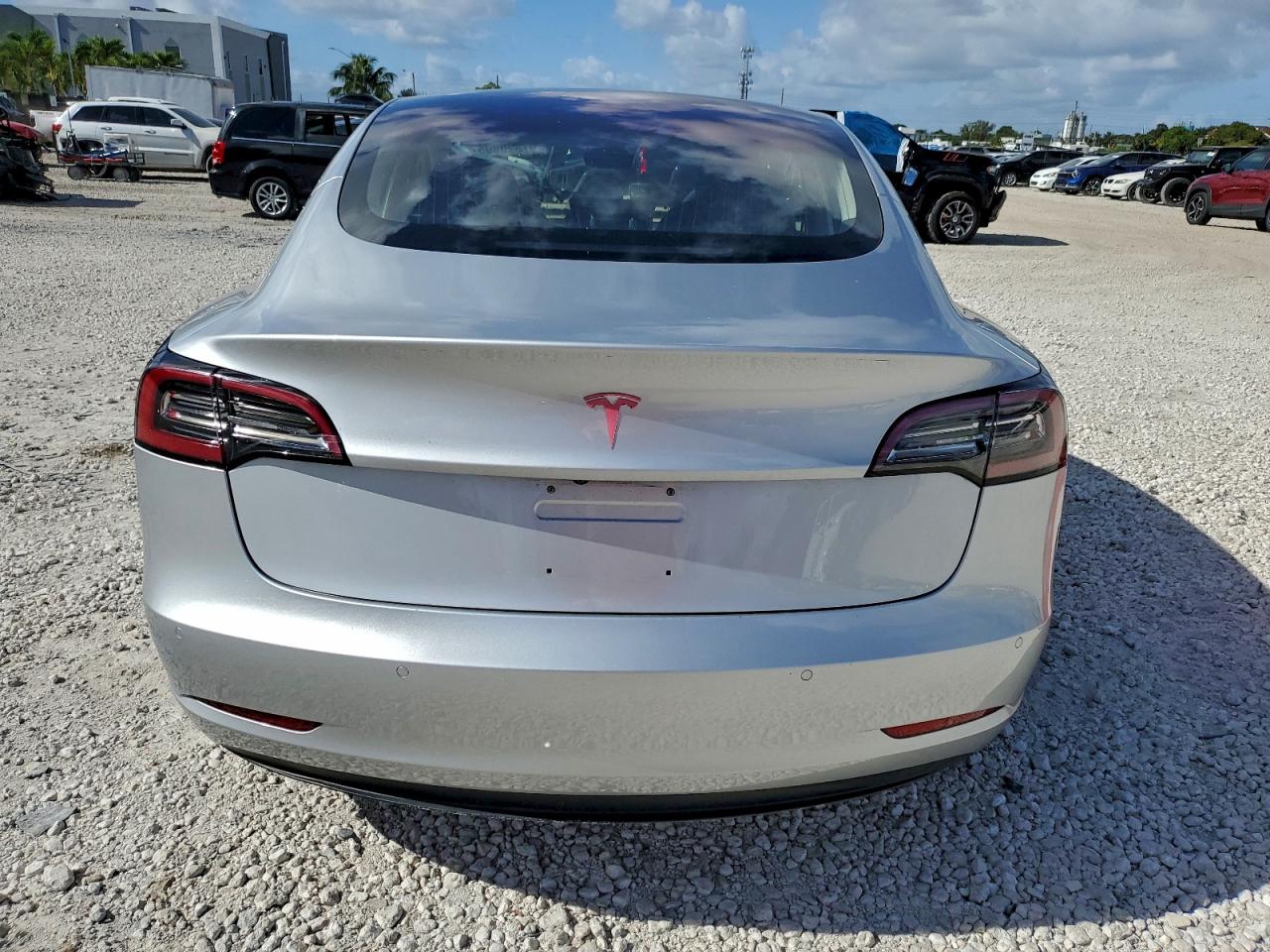 2018 TESLA MODEL 3 photo 6