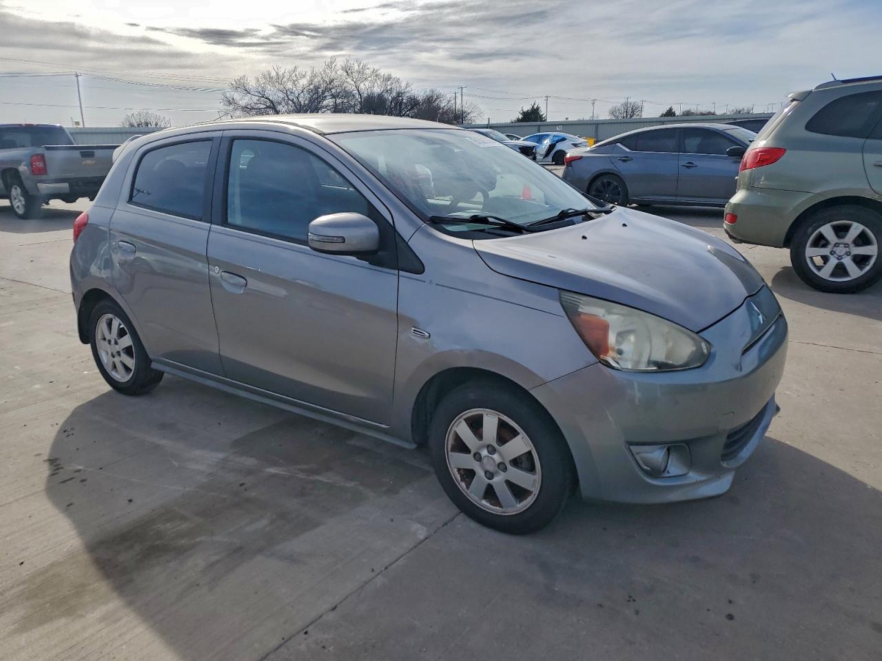 2015 MITSUBISHI MIRAGE ES photo 4