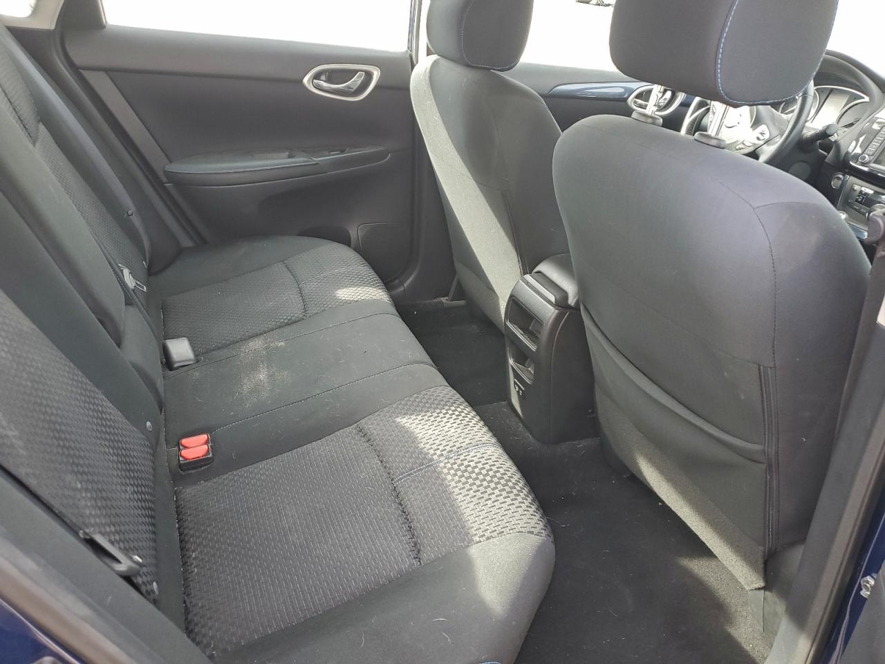 2019 NISSAN SENTRA S photo 19