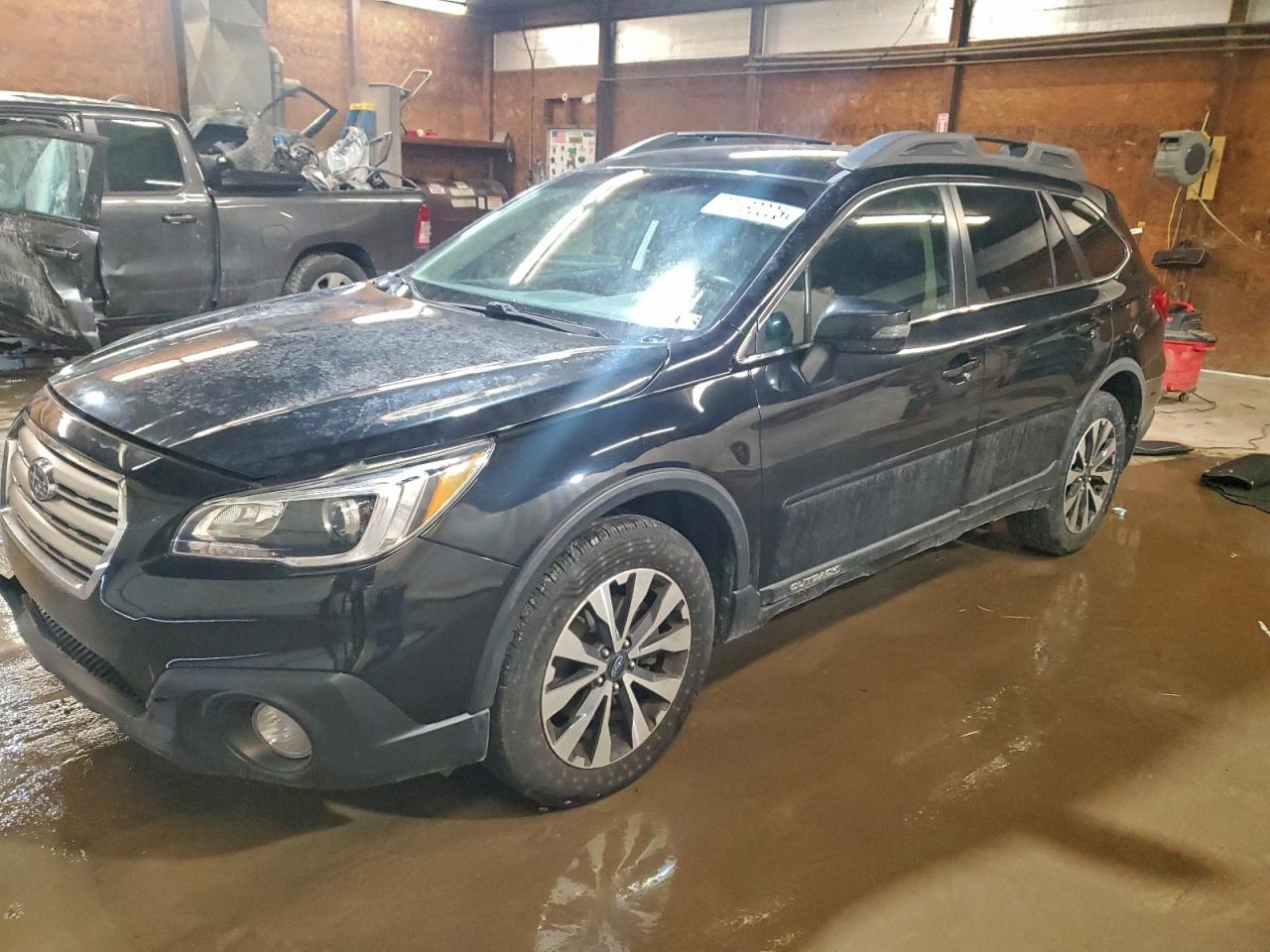2015 SUBARU OUTBACK