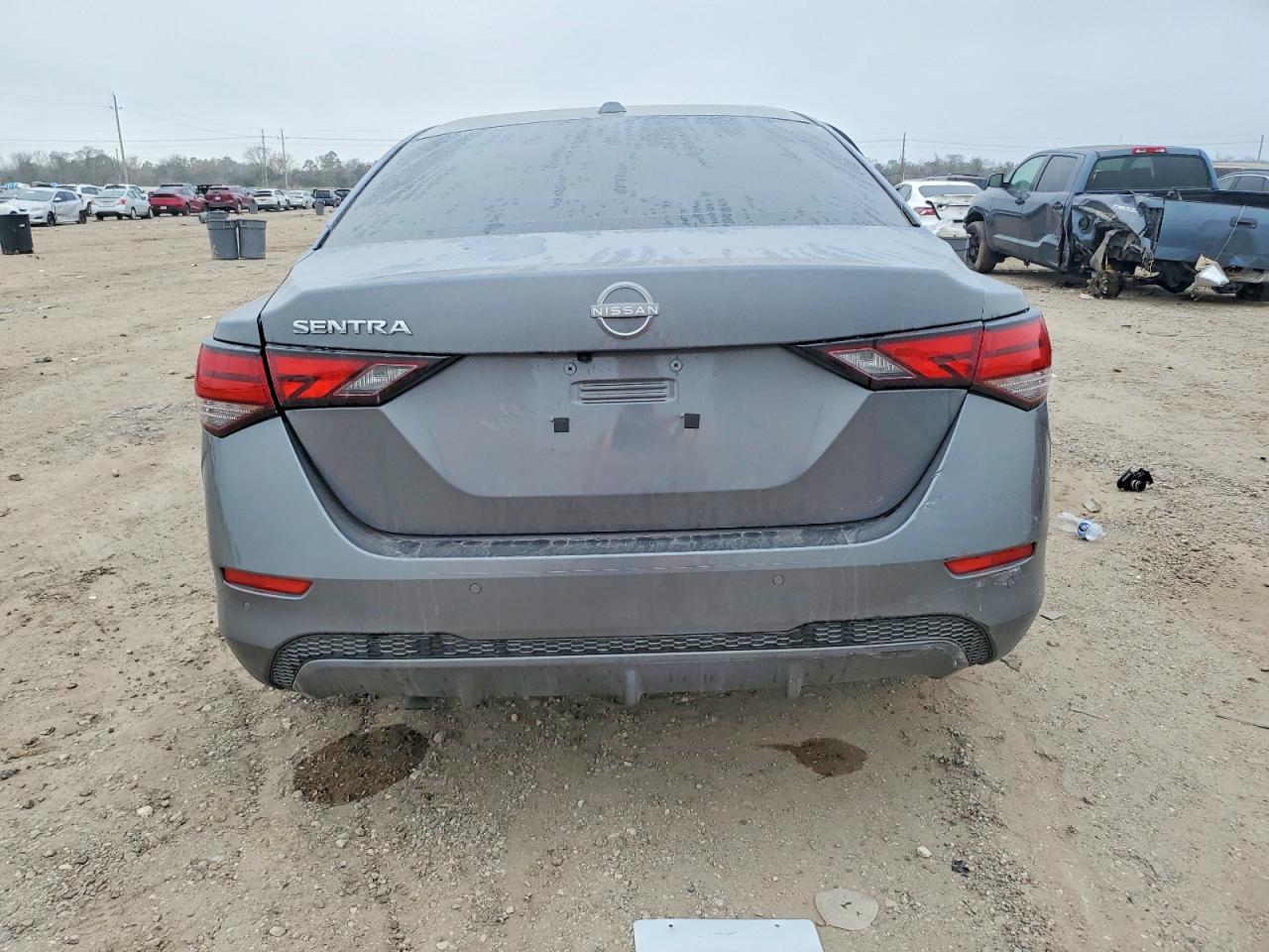 2025 NISSAN SENTRA SV photo 6