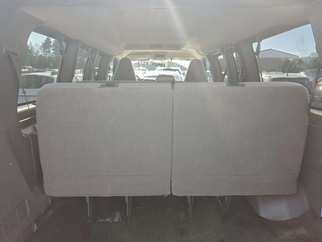 2023 CHEVROLET EXPRESS G3500 LS photo 11