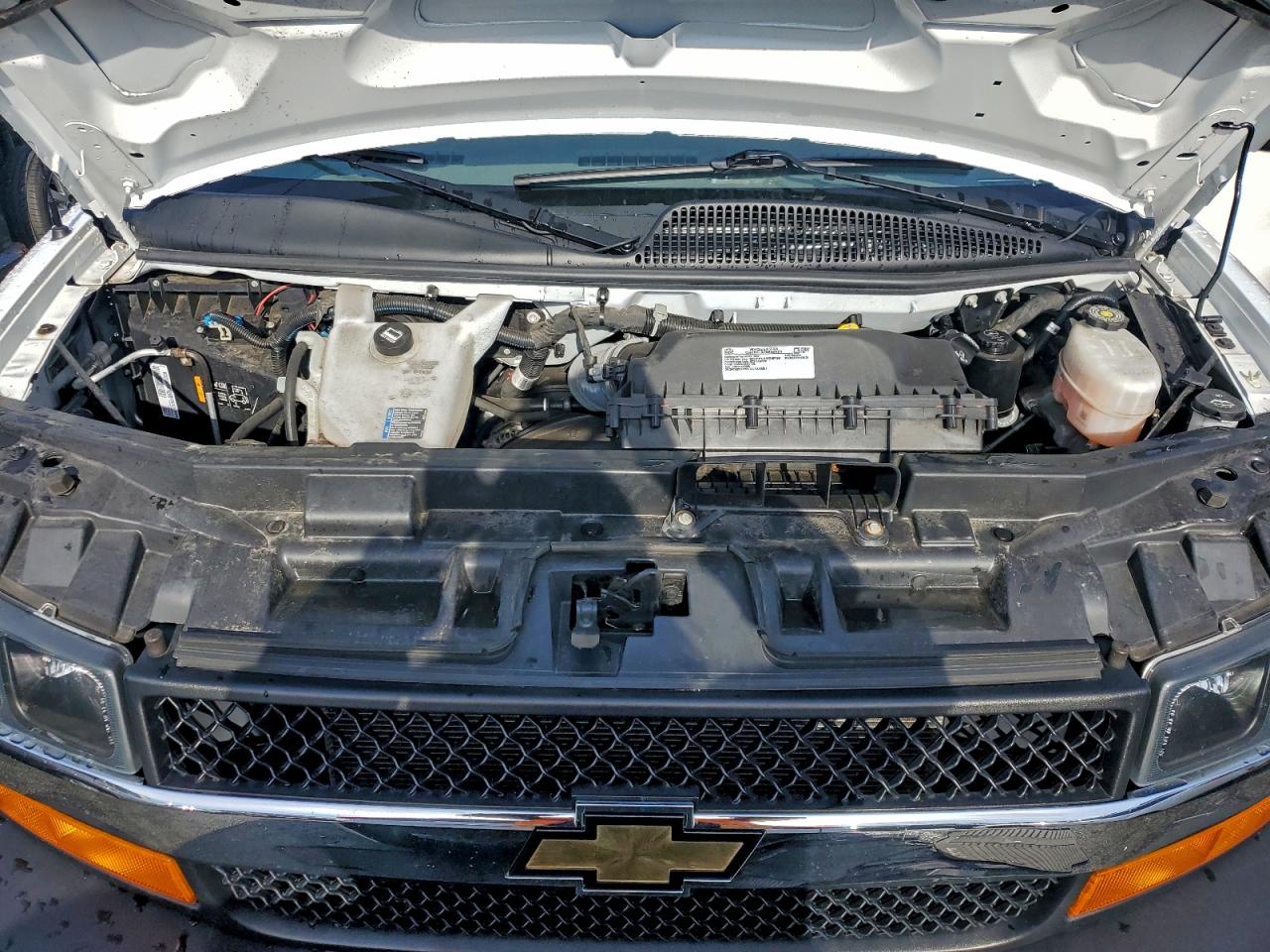 2023 CHEVROLET EXPRESS G3500 LS photo 12